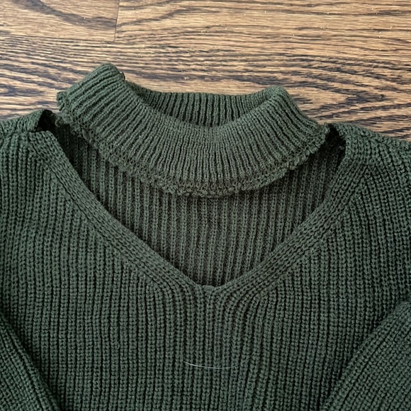 Boxy knit sweater with accent zippers on the sleeves and cutout detail. - Picture 6 of 6